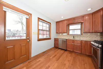 3019 N 74th St, Milwaukee, WI 53210 - Photo 10