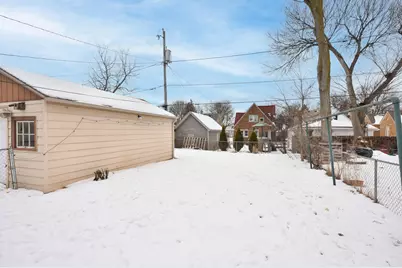 3019 N 74th St, Milwaukee, WI 53210 - Photo 28