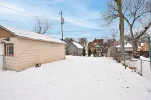 3019 N 74th St, Milwaukee, WI 53210 - Photo 28