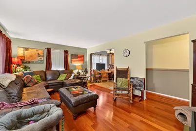 7849  Pershing Blvd, Kenosha, WI 53142 - Photo 6