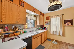 7849 Pershing Blvd, Kenosha, WI 53142 - Photo 12