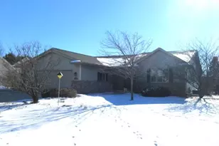 1619 Sandstone Ln, Howards Grove, WI 53083 - Photo 1