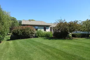 1619 Sandstone Ln, Howards Grove, WI 53083 - Photo 40