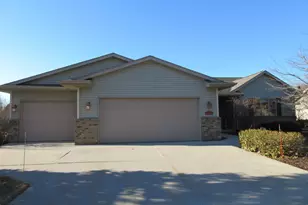 1619 Sandstone Ln, Howards Grove, WI 53083 - Photo 1