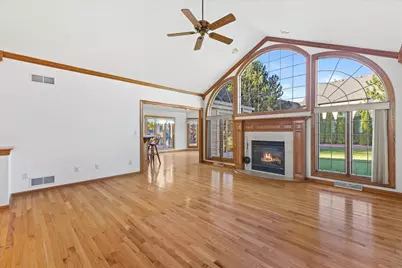 6330  Ptarmigan Rd, Racine, WI 53406 - Photo 24