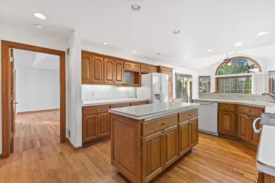 6330  Ptarmigan Rd, Racine, WI 53406 - Photo 32