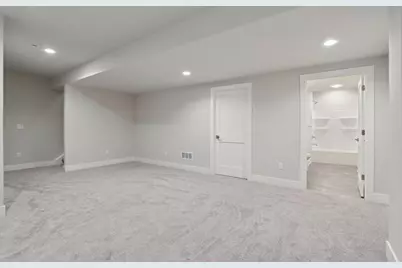 405  Falcon Ridge Dr #15, Burlington, WI 53105 - Photo 24