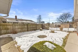 8420 22nd Ave, Kenosha, WI 53143 - Photo 2