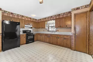 8420 22nd Ave, Kenosha, WI 53143 - Photo 8