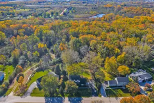 9615 W Huntington Dr, Mequon, WI 53097 - Photo 24