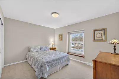 9615 W Huntington Dr, Mequon, WI 53097 - Photo 14