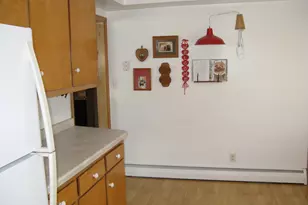 2021 Garfield Ave, Sheboygan, WI 53081 - Photo 8