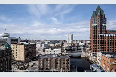 730 N Plankinton Ave #10C, Milwaukee, WI 53203 - Photo 36