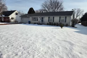 609 Madison Dr, Delavan, WI 53115 - Photo 28