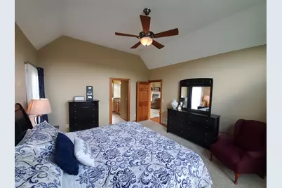 W150N7229  Paseo Ln, Menomonee Falls, WI 53051 - Photo 14