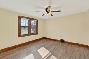 718 N 66th St, Wauwatosa, WI 53213 - Photo 10