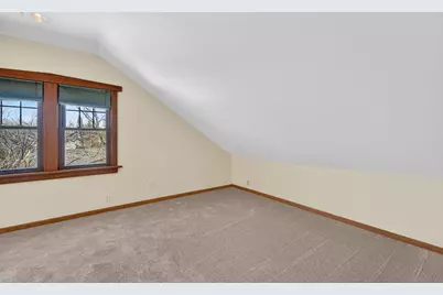 718 N 66th St, Wauwatosa, WI 53213 - Photo 6