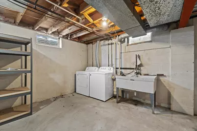 8150 S 88th St, Franklin, WI 53132 - Photo 24