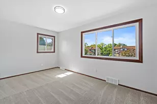 8150 S 88th St, Franklin, WI 53132 - Photo 14