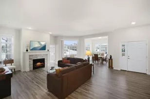 4417 Creekside Pass, Brookfield, WI 53005 - Photo 8