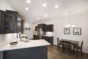 4417 Creekside Pass, Brookfield, WI 53005 - Photo 4