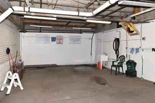 5253 N Lovers Lane Rd, Milwaukee, WI 53225 - Photo 34