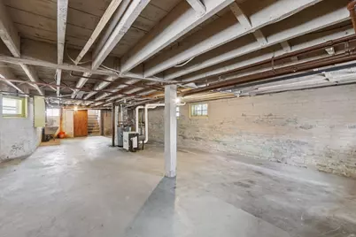 2745 N Booth St, Milwaukee, WI 53212 - Photo 36