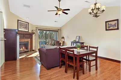 4869 S Forest Ridge Dr #17, New Berlin, WI 53151 - Photo 6