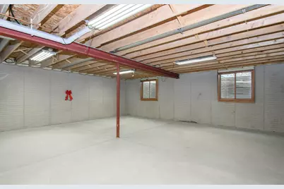 S90W27045  Norway Dr, Vernon, WI 53149 - Photo 42