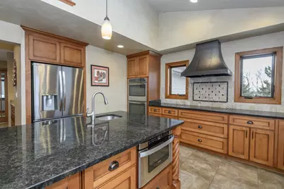 S90W27045  Norway Dr, Vernon, WI 53149 - Photo 14