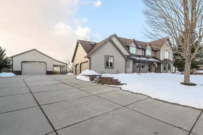 S90W27045  Norway Dr, Vernon, WI 53149 - Photo 2