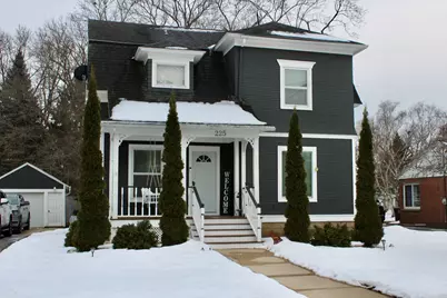 225  Maple Ave, Walworth, WI 53184 - Photo 2