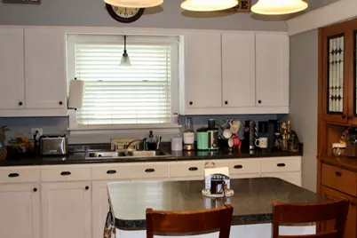 225  Maple Ave, Walworth, WI 53184 - Photo 10