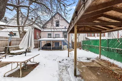 2435 S 12th St, Milwaukee, WI 53215 - Photo 8