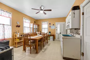 2435 S 12th St, Milwaukee, WI 53215 - Photo 12