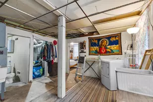 2435 S 12th St, Milwaukee, WI 53215 - Photo 26