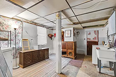 2435 S 12th St, Milwaukee, WI 53215 - Photo 24