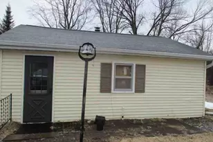 4218 Rowell Ln, Abrams, WI 54101 - Photo 4