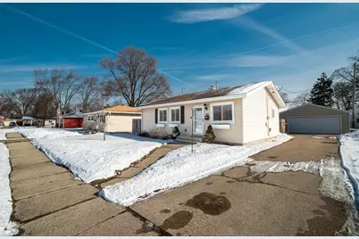 8421  17th Ave, Kenosha, WI 53143 - Photo 32