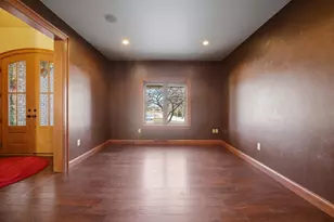 W4348 Niagara Ln, Taycheedah, WI 54937 - Photo 8