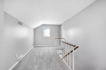 10121 N Lee Ct, Mequon, WI 53092 - Photo 28