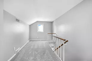 10121 N Lee Ct, Mequon, WI 53092 - Photo 28