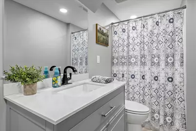 12940 W Wilbur Dr, New Berlin, WI 53151 - Photo 34