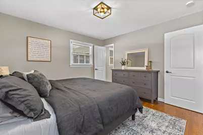 12940 W Wilbur Dr, New Berlin, WI 53151 - Photo 24