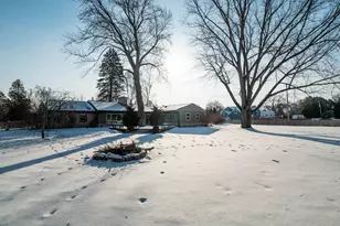 9251 N Tennyson Dr, Bayside, WI 53217 - Photo 42