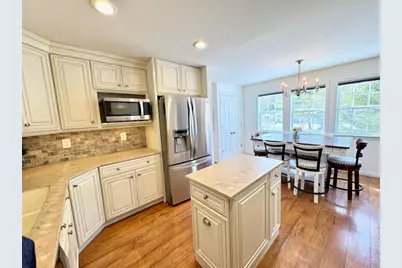 426  Sylvan Dr, Fontana, WI 53125 - Photo 6