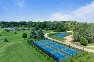 426 Sylvan Dr, Fontana, WI 53125 - Photo 32