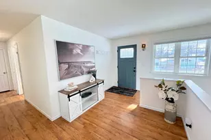 426 Sylvan Dr, Fontana, WI 53125 - Photo 4