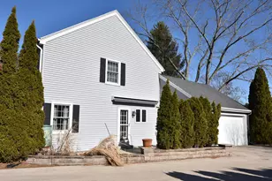 12553 N Woodberry Dr, Mequon, WI 53092 - Photo 36