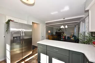 12553 N Woodberry Dr, Mequon, WI 53092 - Photo 18